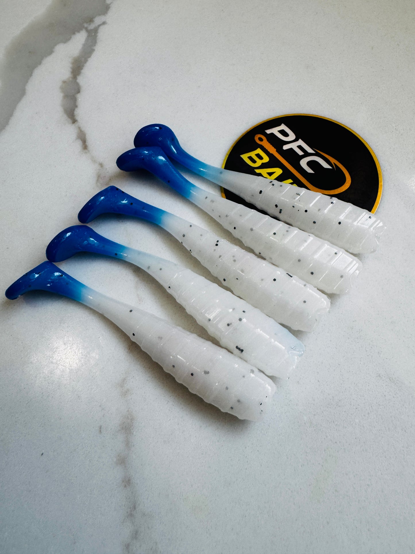 3 Inch Ribbed Fishing Bait (white with blue tail)